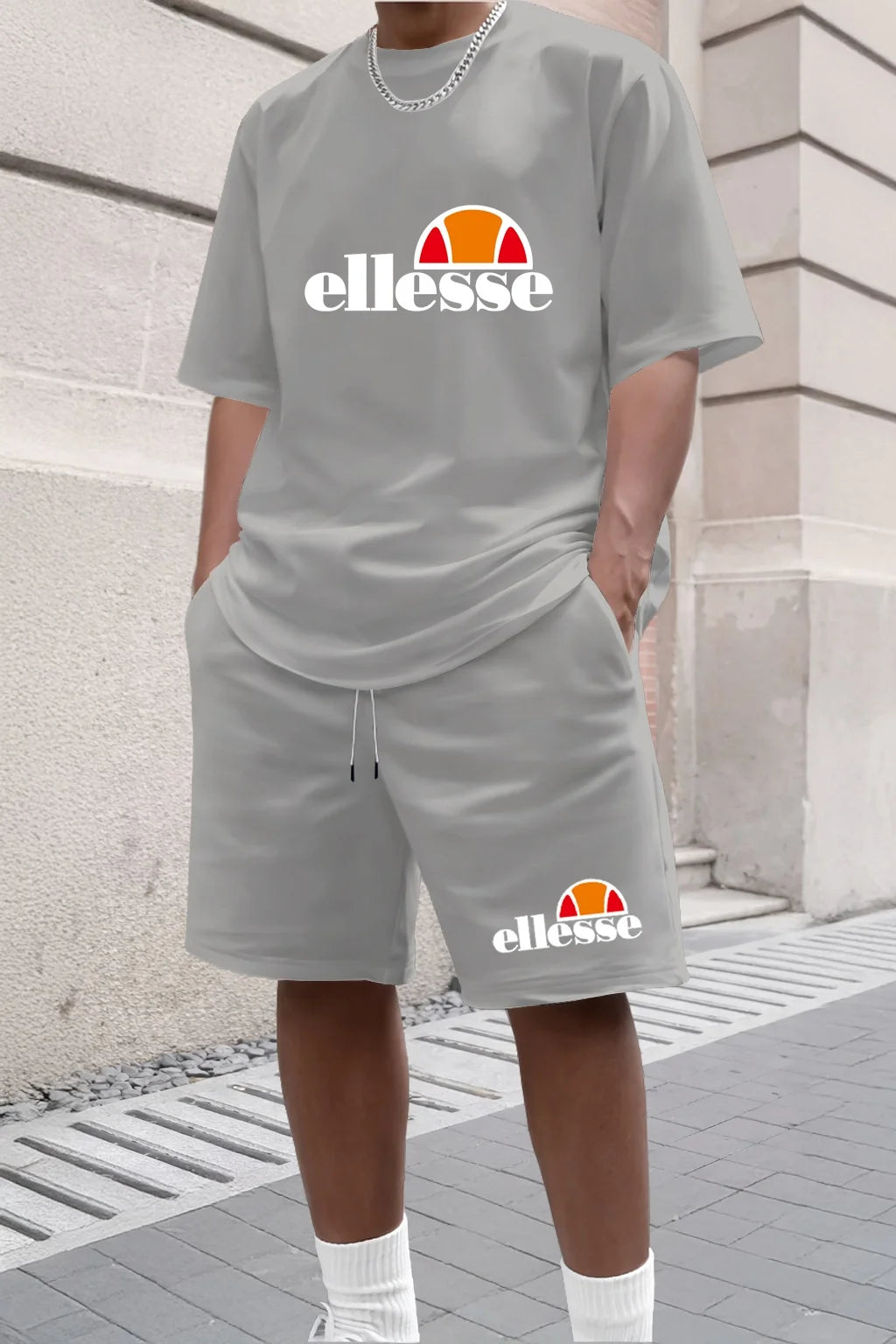 New Men's Casual and Fashionable Outdoor Clothing