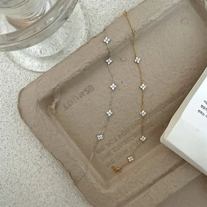 High Quality Crystal Four Leaf Flower Bracelet for Women