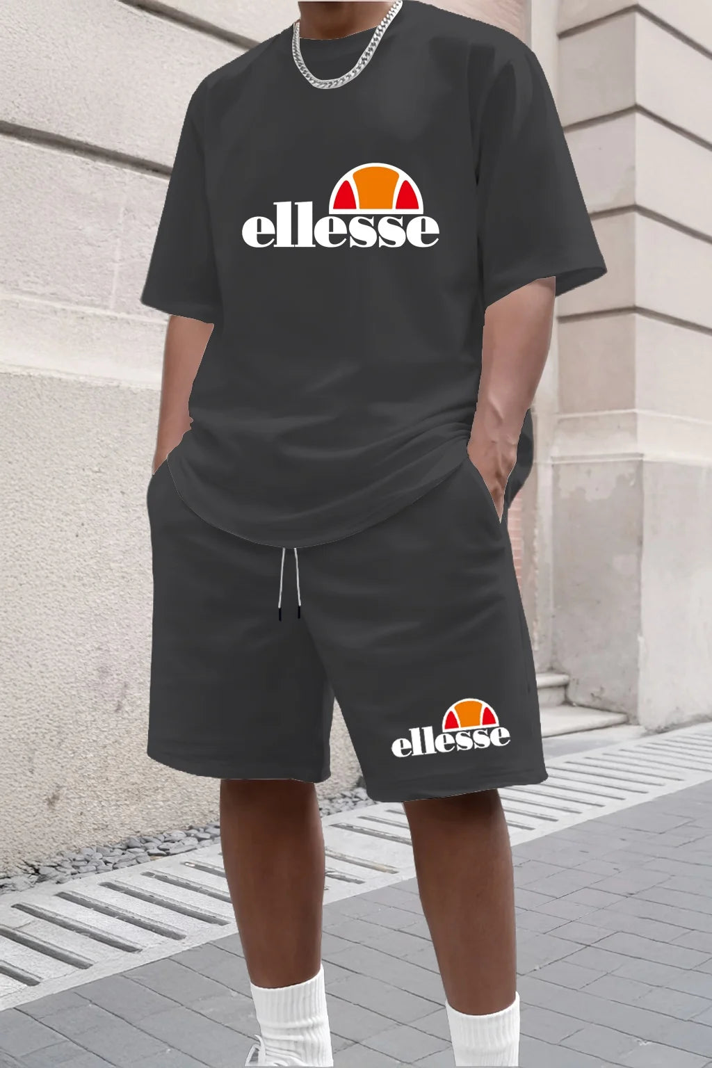 New Men's Casual and Fashionable Outdoor Clothing